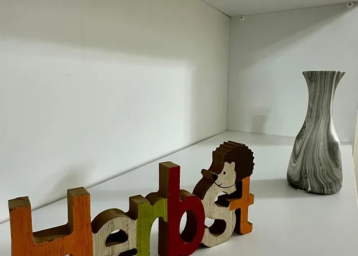 Br's New Bazaar Tirana